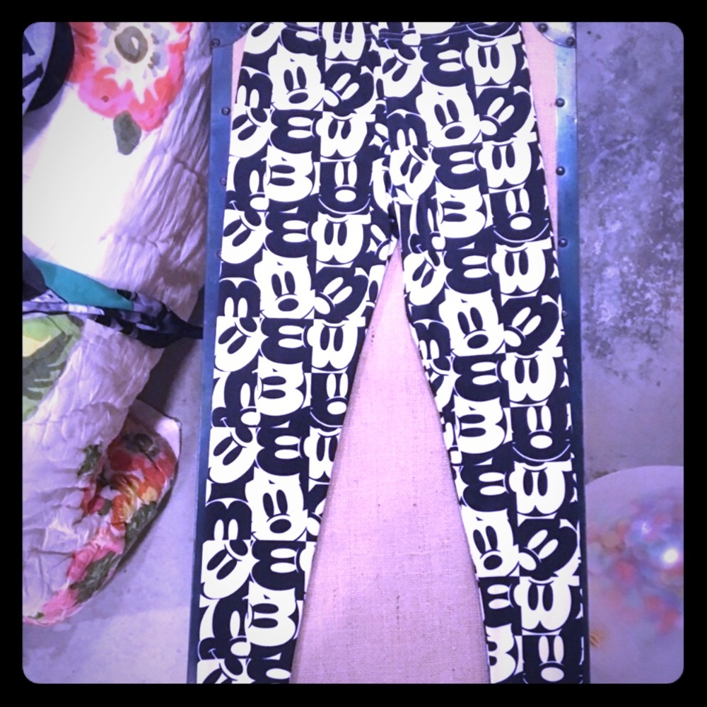 Disney Mickey Mouse XS Leggings